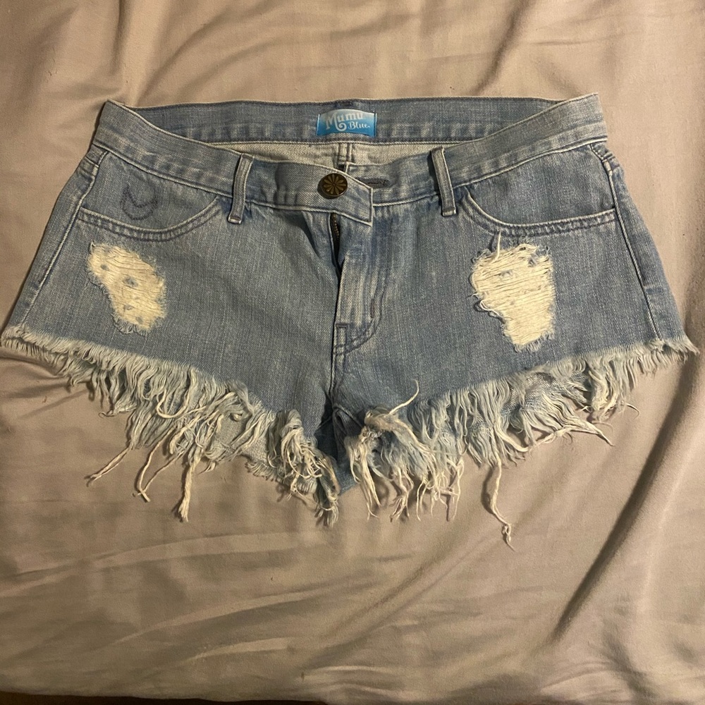 Mumu Blue; women’s size 27; denim shorts
